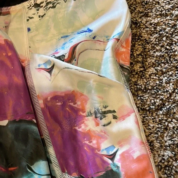 Lululemon Leggings - Picture 4 of 7